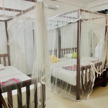 Gihan Guesthouse ミリッサ エクステリア 写真
