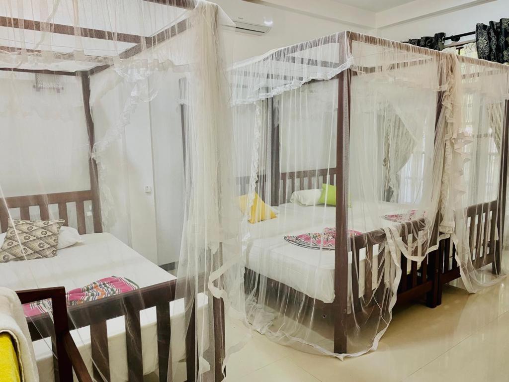 Gihan Guesthouse ミリッサ エクステリア 写真