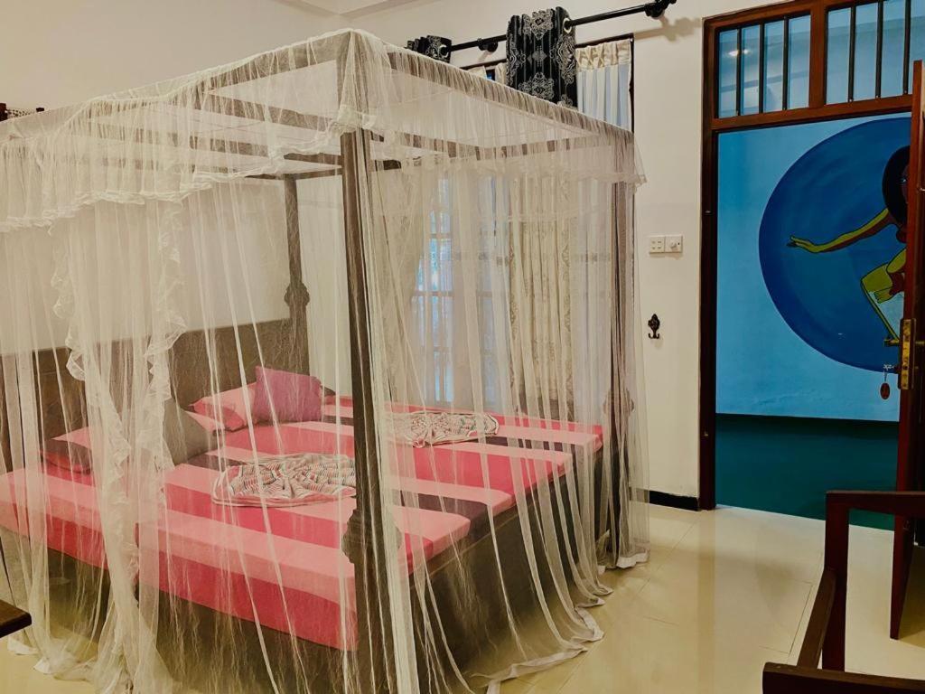Gihan Guesthouse ミリッサ エクステリア 写真