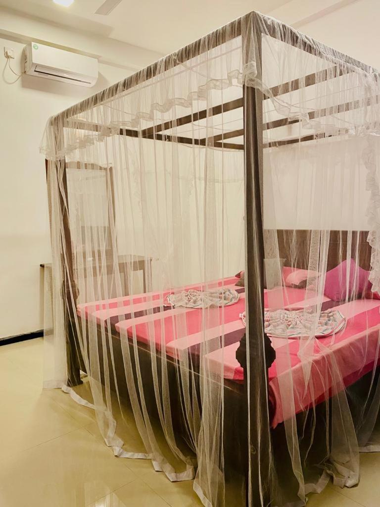 Gihan Guesthouse ミリッサ エクステリア 写真