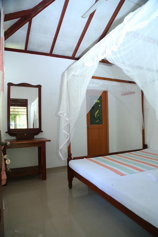 Gihan Guesthouse ミリッサ エクステリア 写真