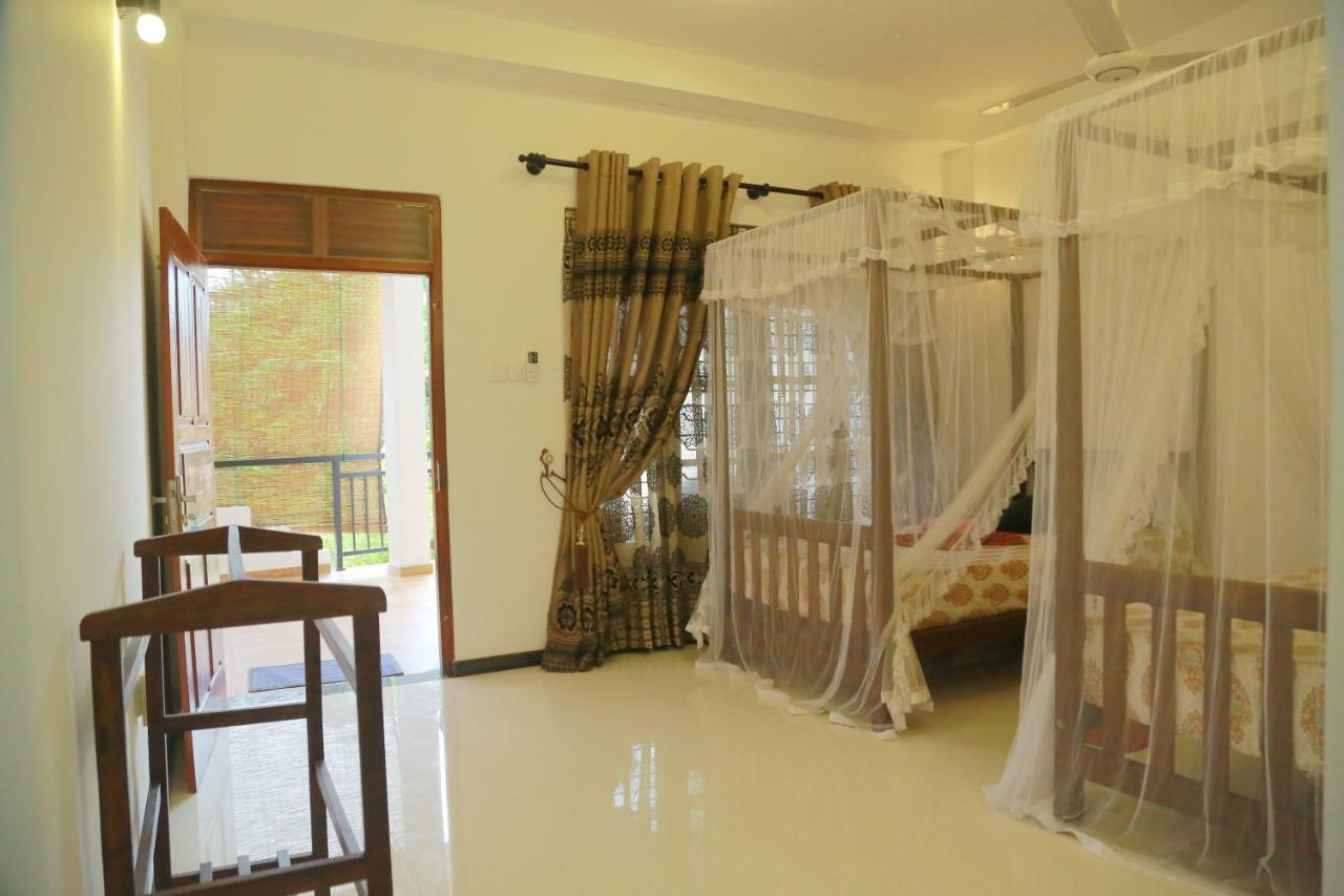 Gihan Guesthouse ミリッサ エクステリア 写真